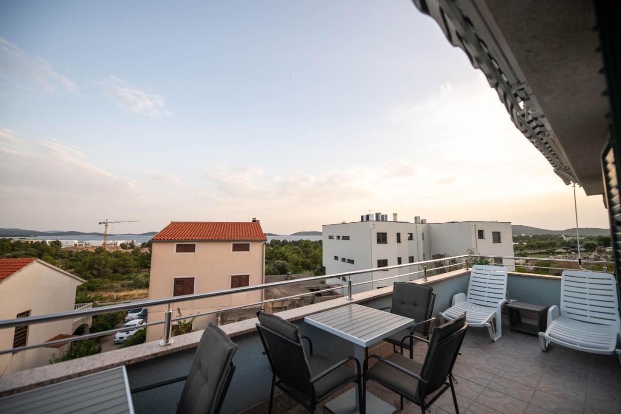 Sunny Beach Apartments Sibenik Exterior photo